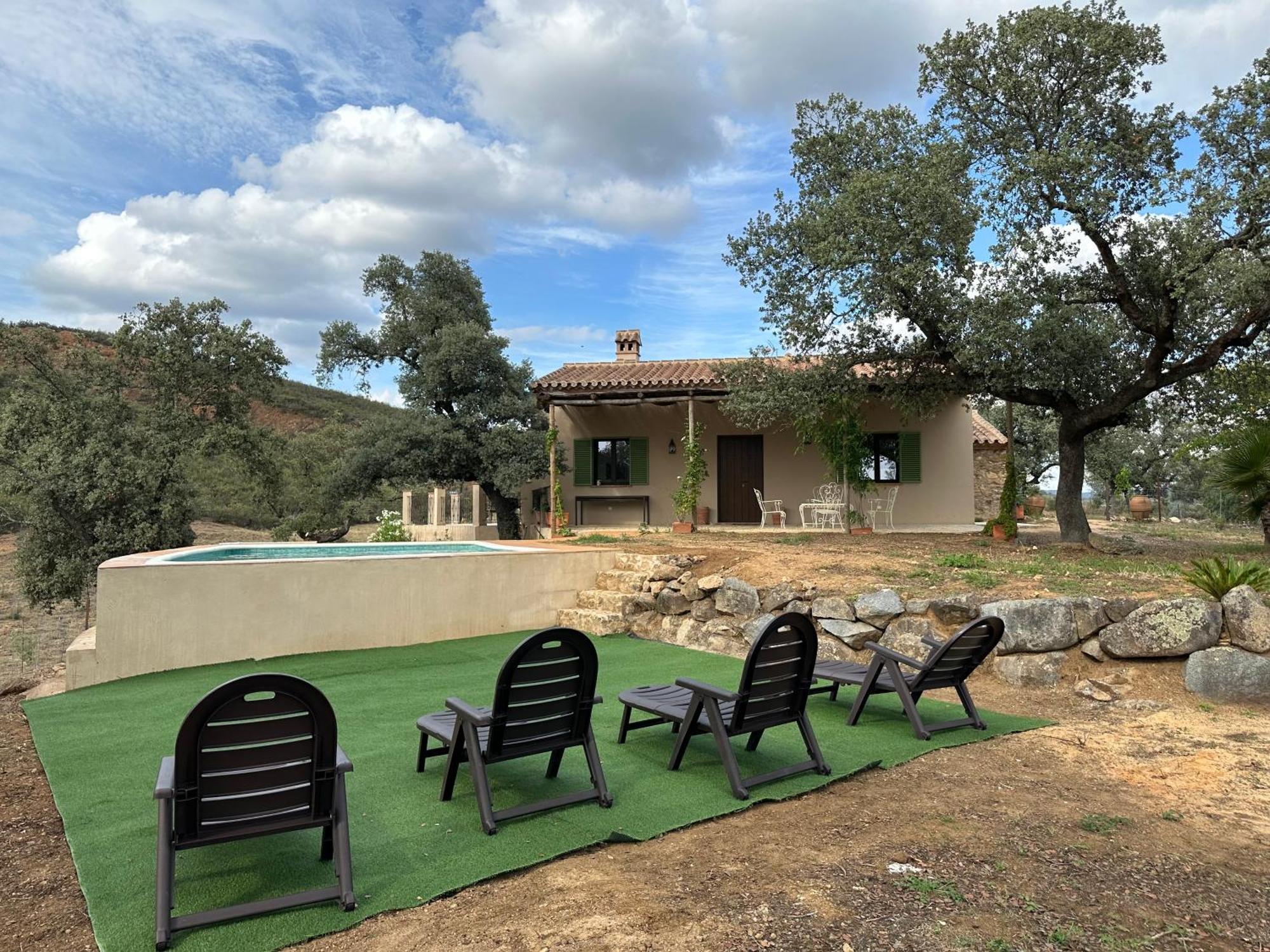 Alojamiento Rural En Aracena. Finca El Rehilete Exterior photo
